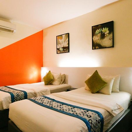 Golden Roof Hotel Ampang Іпох Екстер'єр фото
