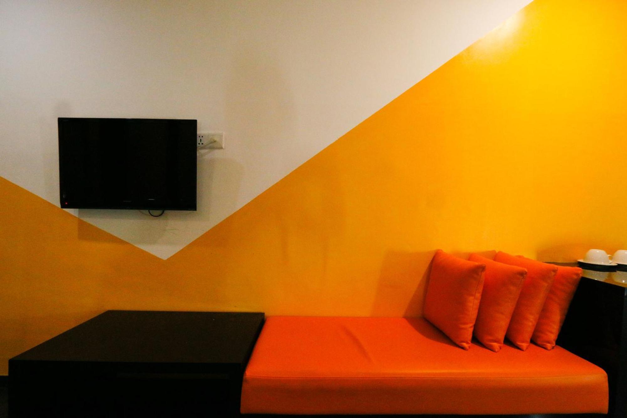 Golden Roof Hotel Ampang Іпох Екстер'єр фото