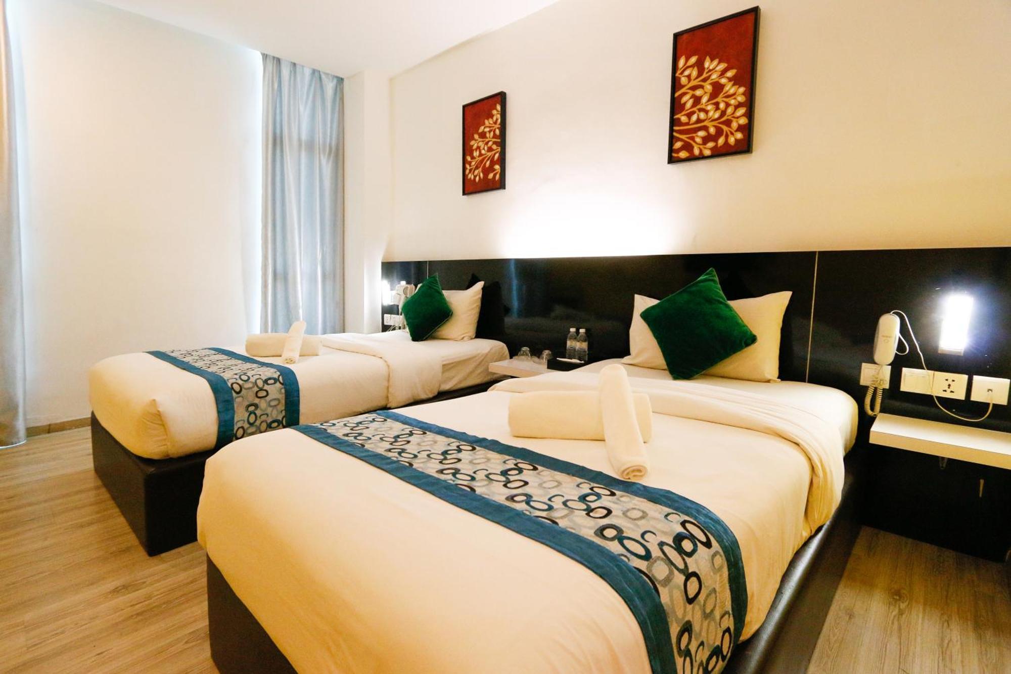Golden Roof Hotel Ampang Іпох Екстер'єр фото