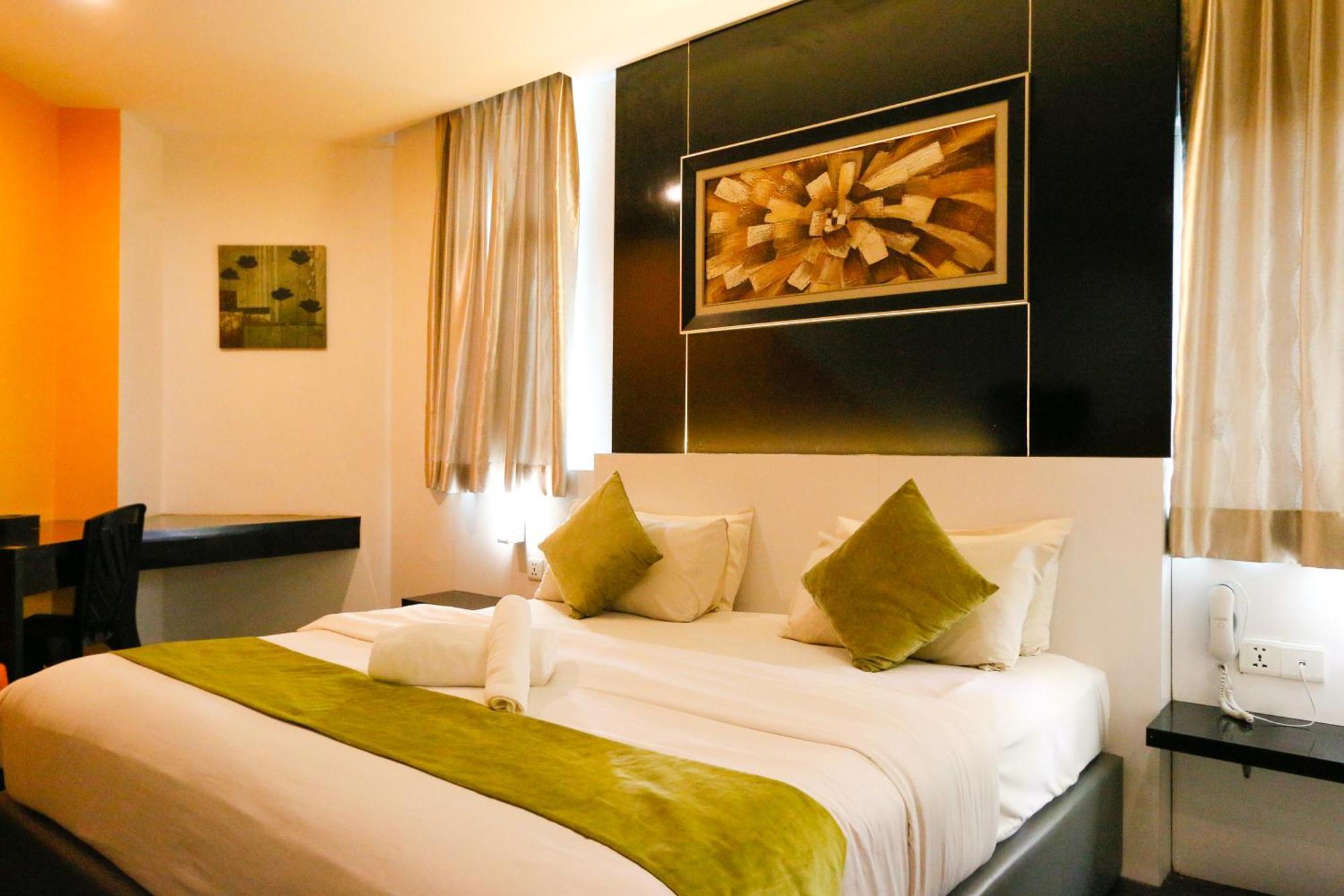Golden Roof Hotel Ampang Іпох Екстер'єр фото